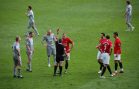 2009-3-14_ManUtd_vs_LFC_Red_Card_Vidic