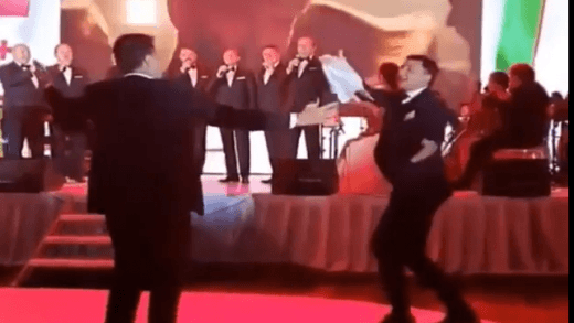 ძმები არველაძეები უზბეკეთში ქართულ სიმღერებზე აცეკვდნენ (ვიდეო) 1