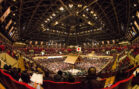 Inside_the_Ryogoku_Kokugikan_at_the_2014_January_Sumo_Tournament